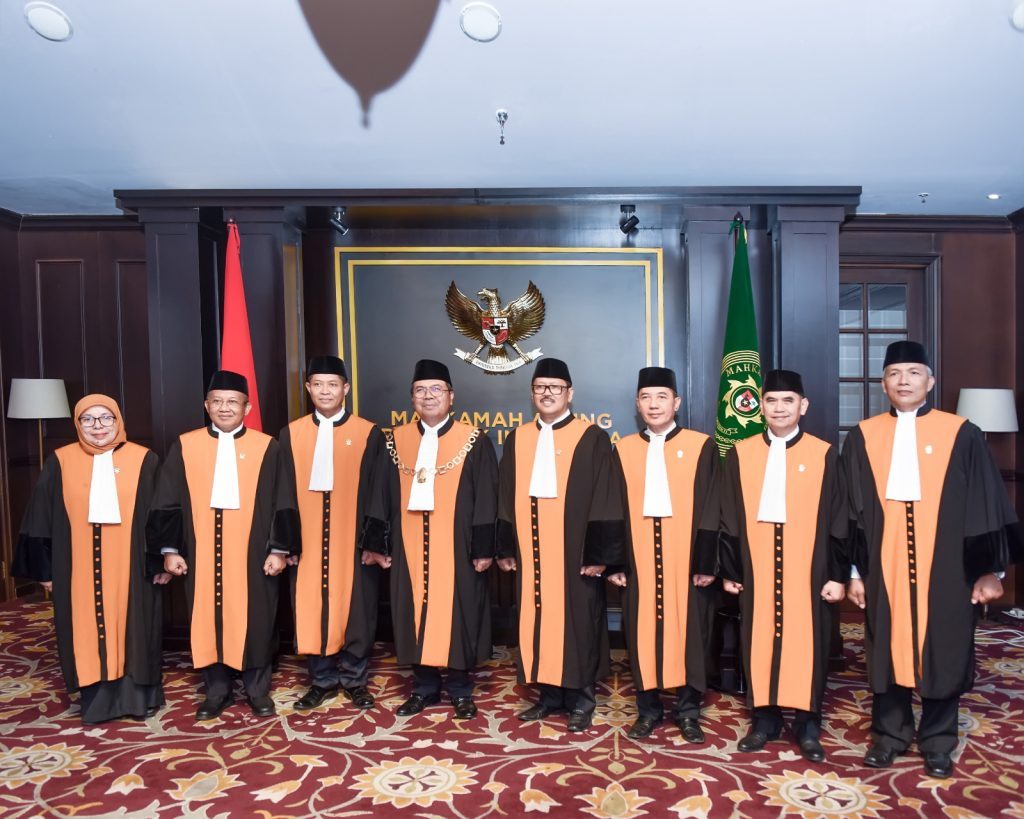 Viral Dr. Yanto Alumni janabadra Fakultas hukum Dilantik Menjadi Hakim Agung RI